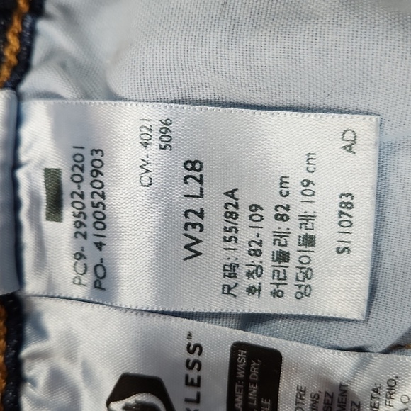 Levi's 501 Skinny High Rise Button Fly Jeans - Picture 11 of 11